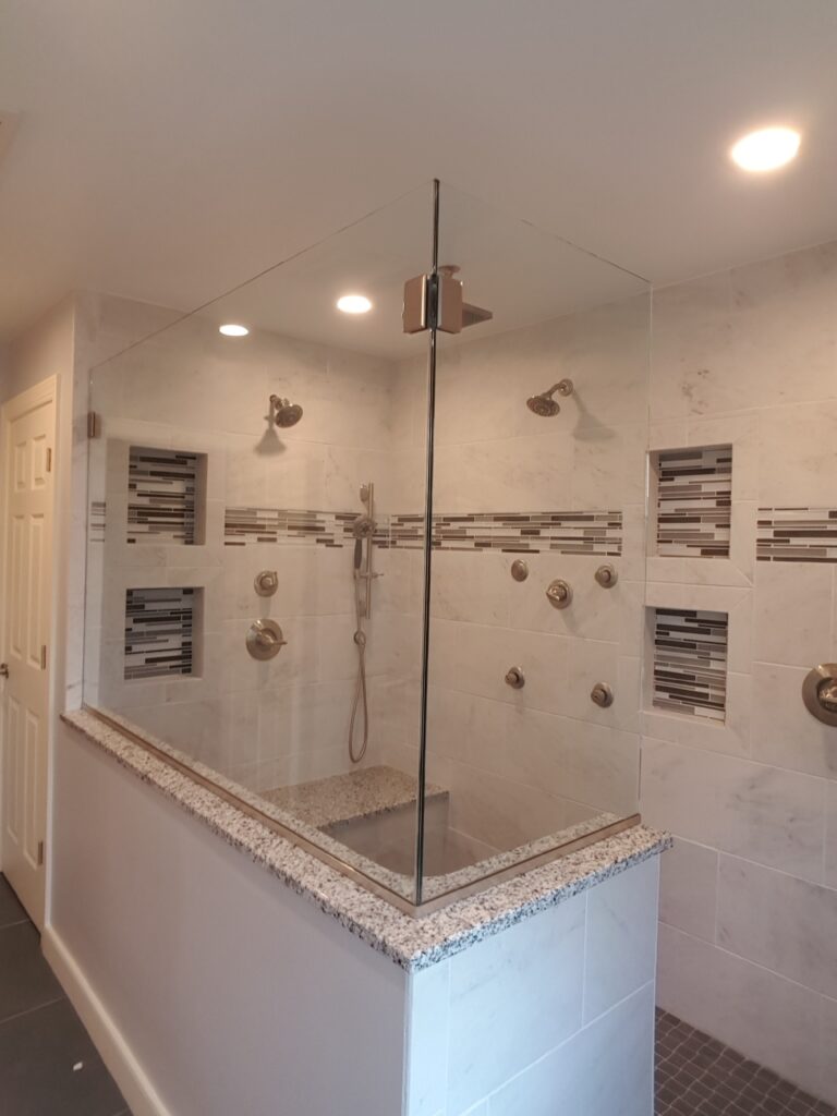 Gallery of Shower Doors, Frameless Splash Panel